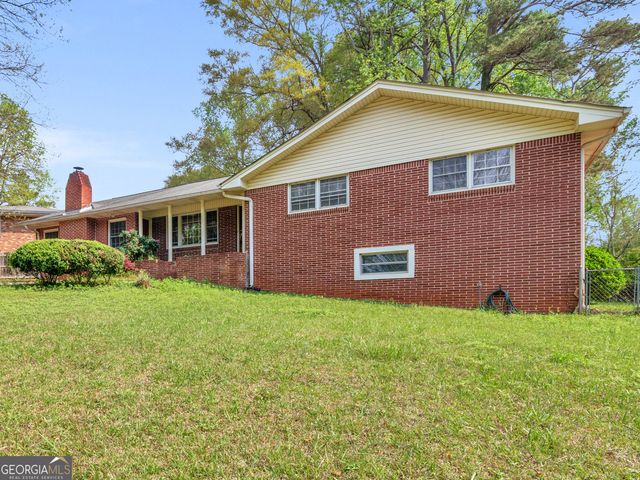 6663 Peacock Boulevard, Morrow, GA 30260