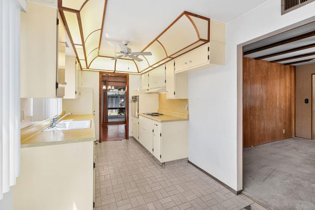 5439 Leader Ave, Sacramento, CA 95841