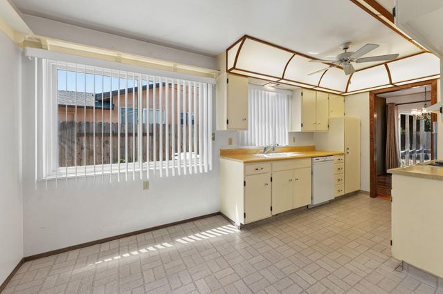 5439 Leader Ave, Sacramento, CA 95841