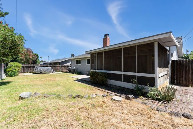 5439 Leader Ave, Sacramento, CA 95841