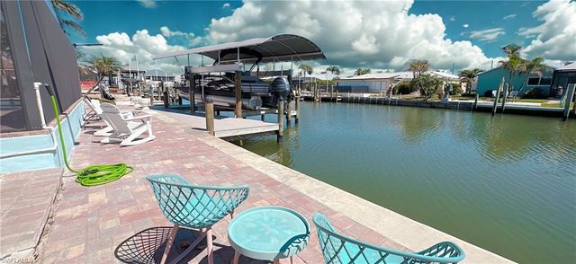 11 Palmview BLVD, Fort Myers Beach, FL 33931