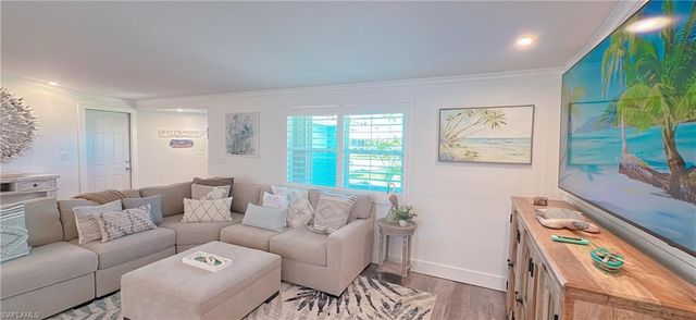 11 Palmview BLVD, Fort Myers Beach, FL 33931