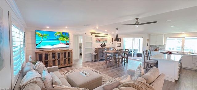 11 Palmview BLVD, Fort Myers Beach, FL 33931