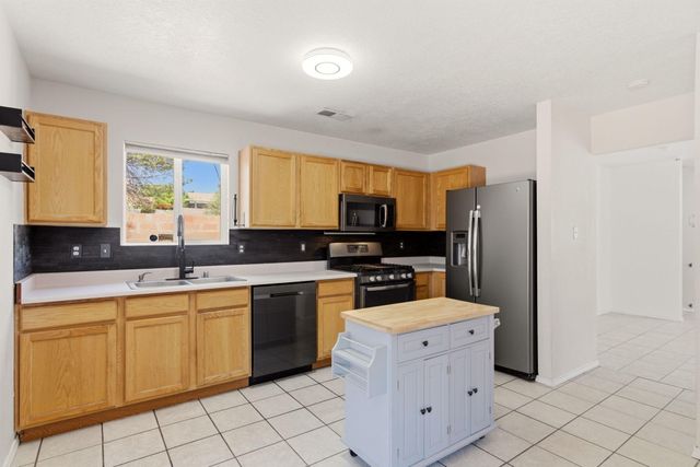 10731 Stanley Drive NW, Albuquerque, NM 87114