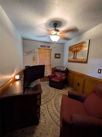 900 Walnut Place, Norman, OK 73072