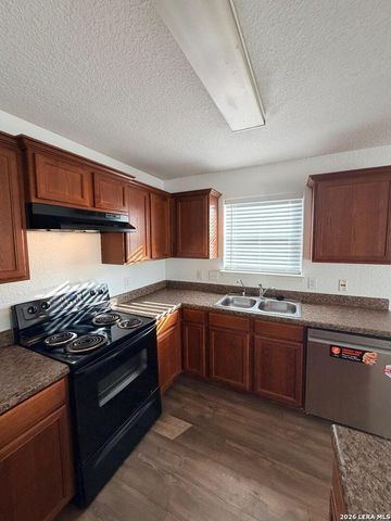 5651 Forest, San Antonio, TX 78252