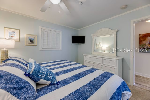 40 Folly Field Road 337, Hilton Head Island, SC 29928