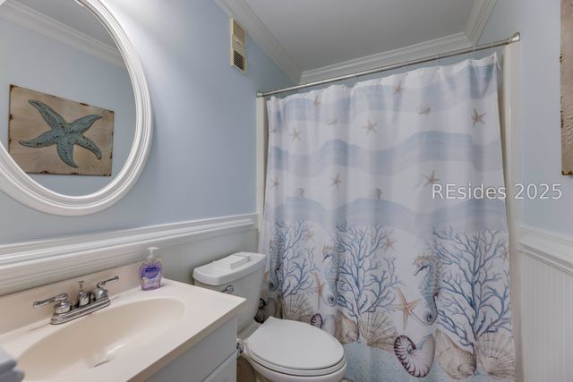 40 Folly Field Road 337, Hilton Head Island, SC 29928