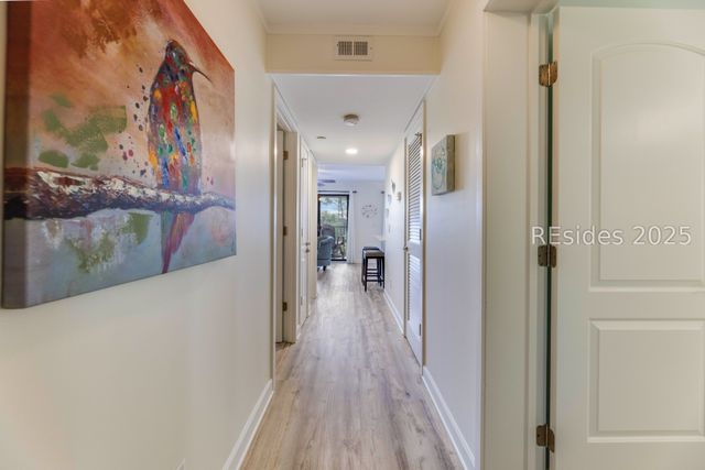 40 Folly Field Road 337, Hilton Head Island, SC 29928