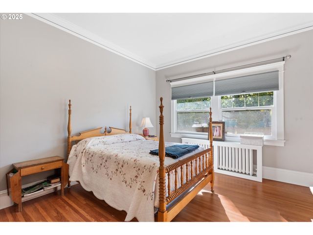 1402 2ND St, La Grande, OR 97850