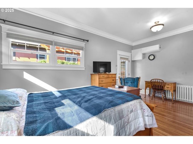 1402 2ND St, La Grande, OR 97850