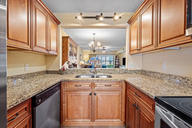 1111 Keystone Drive B, Jupiter, FL 33458