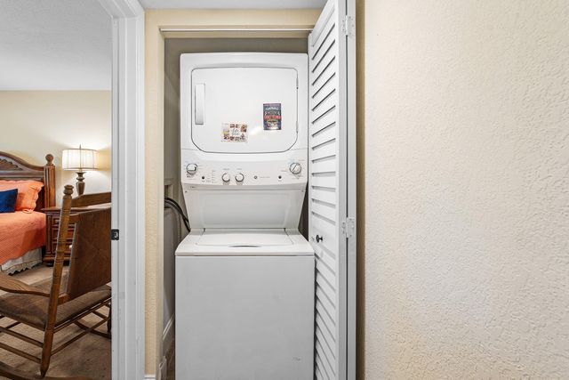 1111 Keystone Drive B, Jupiter, FL 33458