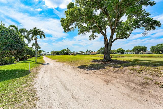 1111 Keystone Drive B, Jupiter, FL 33458