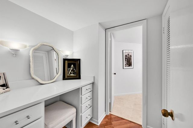 2860 S Ocean Boulevard 511, Palm Beach, FL 33480