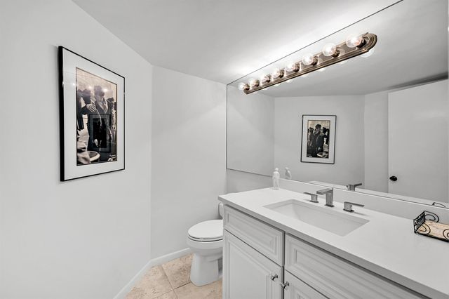 2860 S Ocean Boulevard 511, Palm Beach, FL 33480