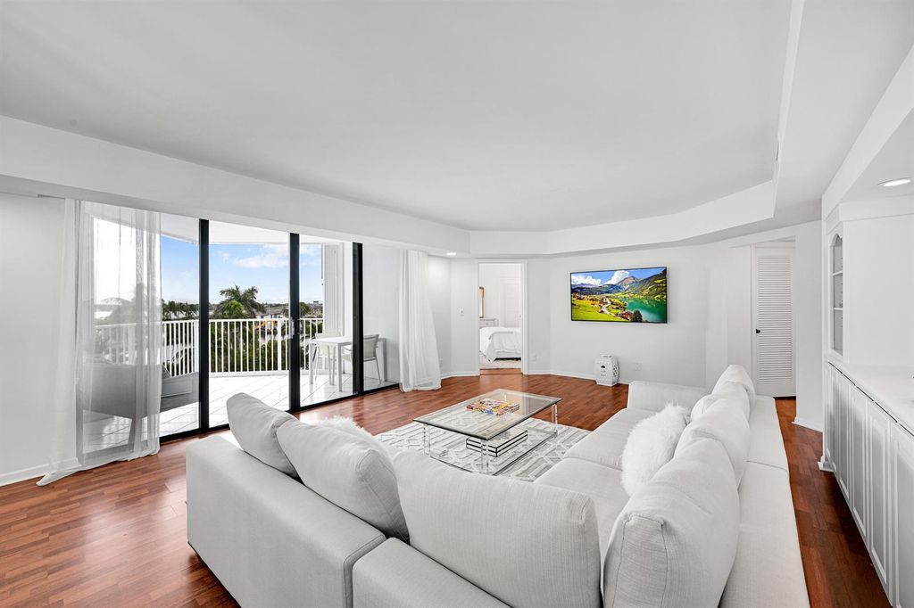 2860 S Ocean Boulevard 511, Palm Beach, FL 33480