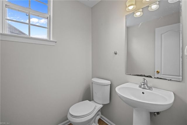 212 Andiron ARCH, Chesapeake, VA 23323