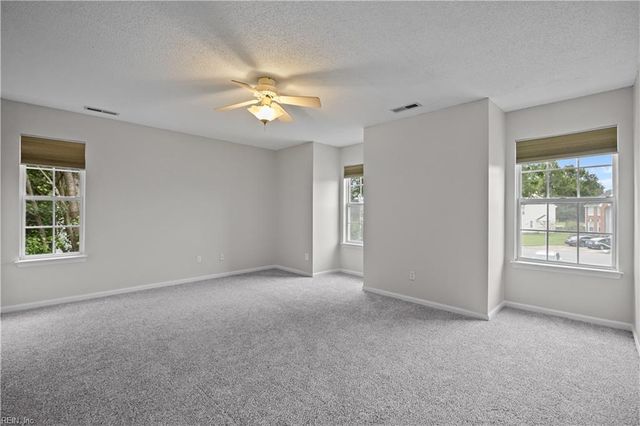 212 Andiron ARCH, Chesapeake, VA 23323