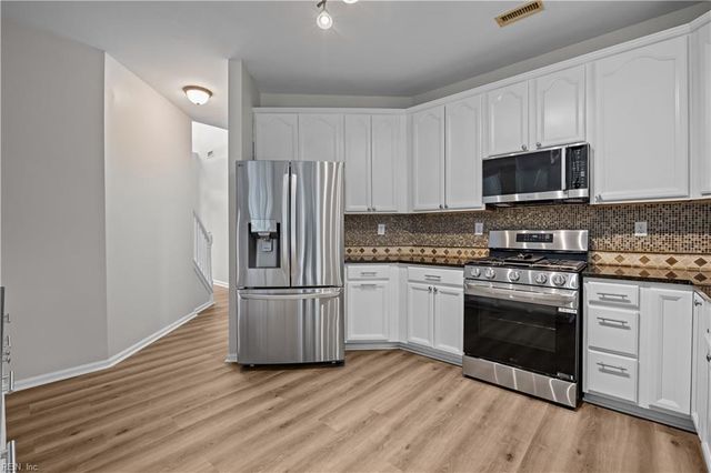212 Andiron ARCH, Chesapeake, VA 23323