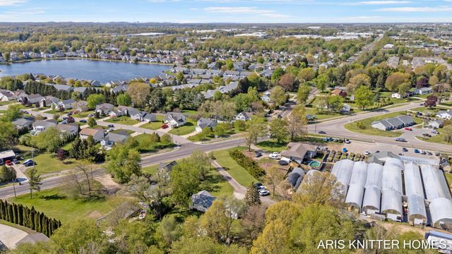 2756 Beeline Road, Holland Twp, MI 49424