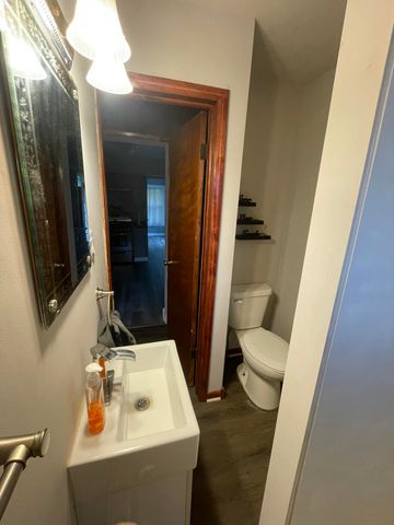 6269 Cleveland Street, Merrillville, IN 46410
