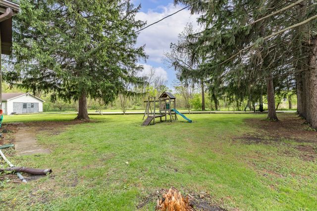 6269 Cleveland Street, Merrillville, IN 46410