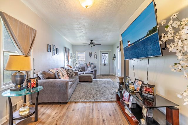 6269 Cleveland Street, Merrillville, IN 46410