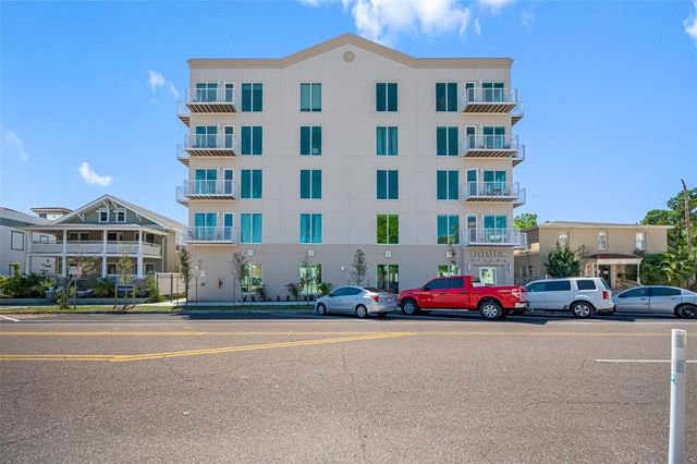 644 3RD AVENUE S 508, St Petersburg, FL 33701