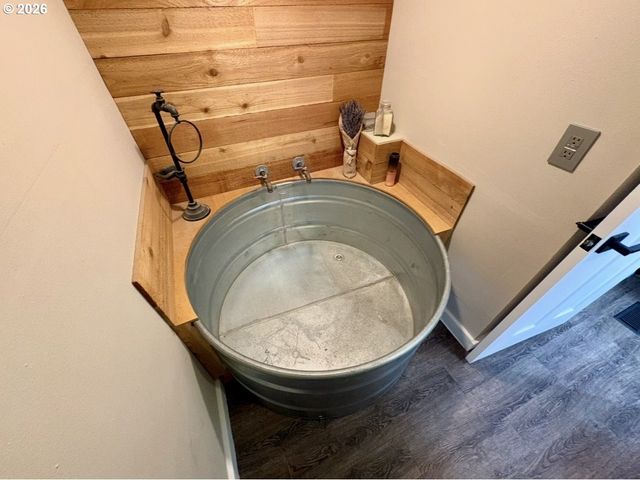 660 VILLAGE Dr 13, Molalla, OR 97038