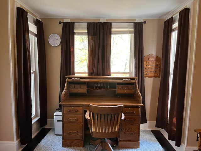 4 N West Street, Hillsdale City, MI 49242