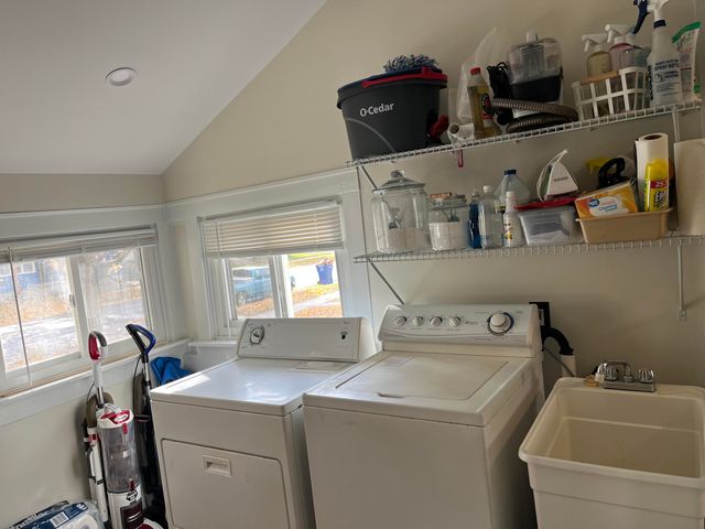 4 N West Street, Hillsdale City, MI 49242