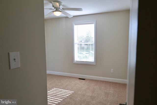 2063 HARBOUR DR, Palmyra, NJ 08065