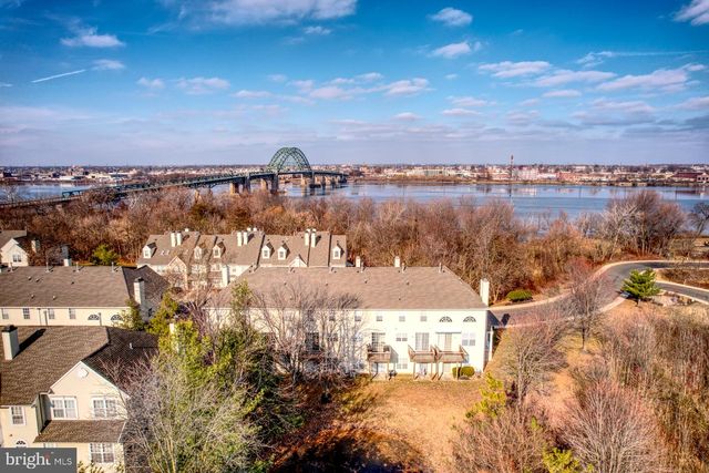 2063 HARBOUR DR, Palmyra, NJ 08065