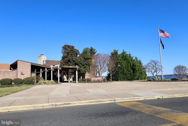 2063 HARBOUR DR, Palmyra, NJ 08065