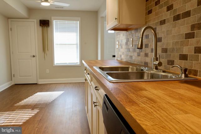 2063 HARBOUR DR, Palmyra, NJ 08065