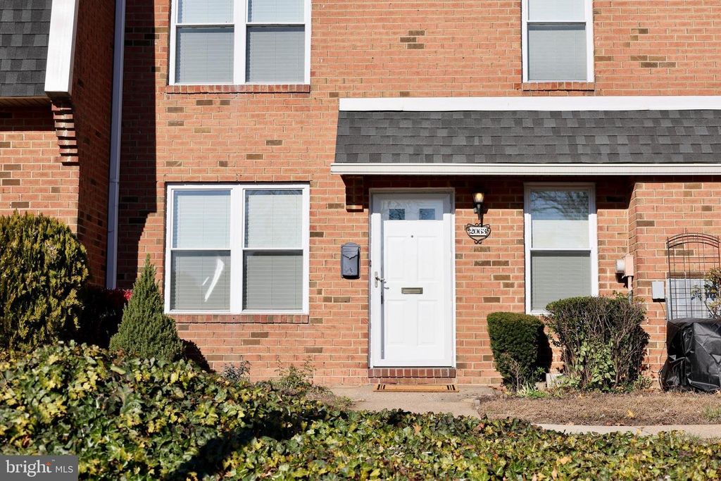 2063 HARBOUR DR, Palmyra, NJ 08065