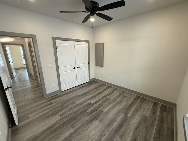 5534 W 42nd Street South, Wichita, KS 67215