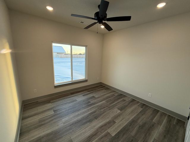 5534 W 42nd Street South, Wichita, KS 67215