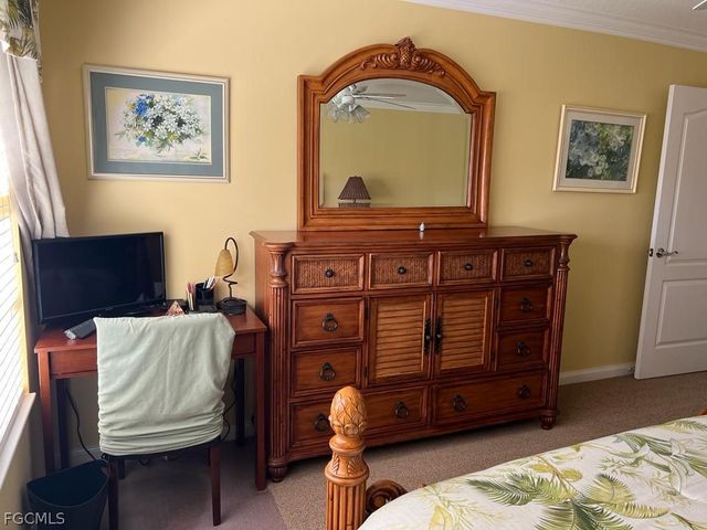 3013 Futuna LN, Naples, FL 34119