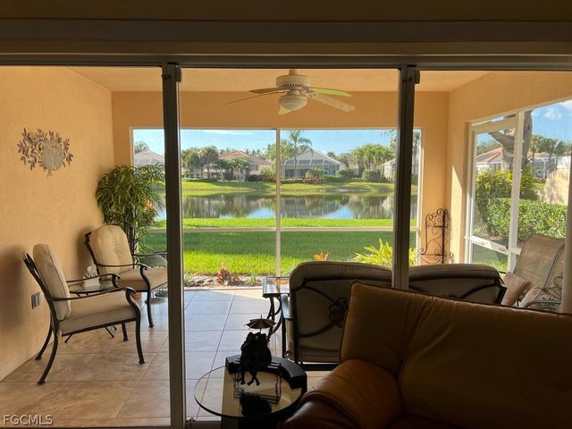 3013 Futuna LN, Naples, FL 34119