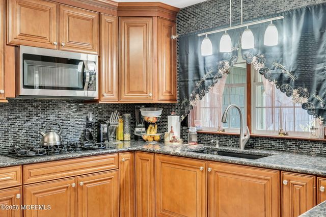 208 Quail Lane S, Lanoka Harbor, NJ 08734
