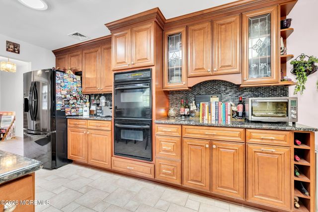 208 Quail Lane S, Lanoka Harbor, NJ 08734