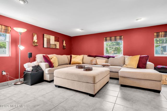 208 Quail Lane S, Lanoka Harbor, NJ 08734