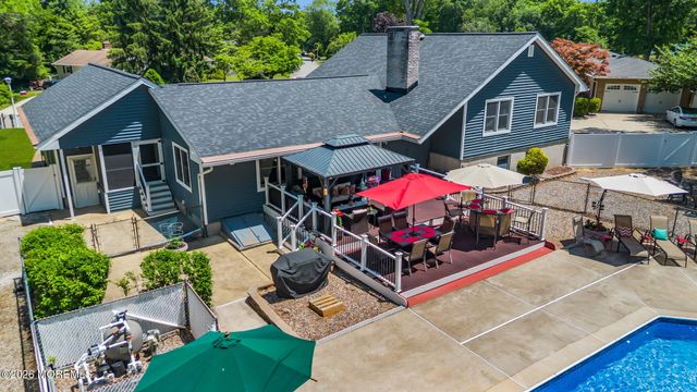 208 Quail Lane S, Lanoka Harbor, NJ 08734