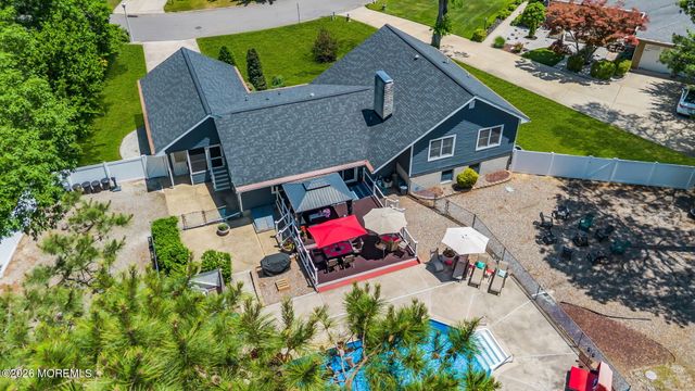 208 Quail Lane S, Lanoka Harbor, NJ 08734