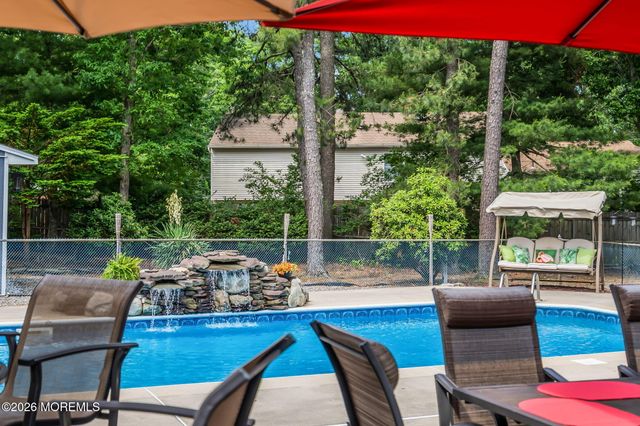 208 Quail Lane S, Lanoka Harbor, NJ 08734