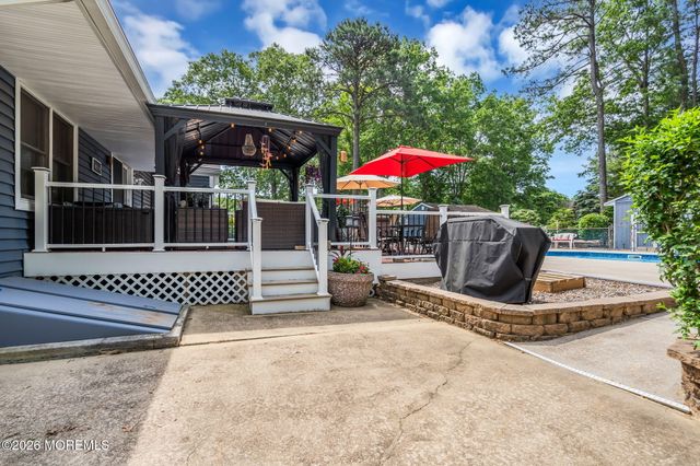 208 Quail Lane S, Lanoka Harbor, NJ 08734