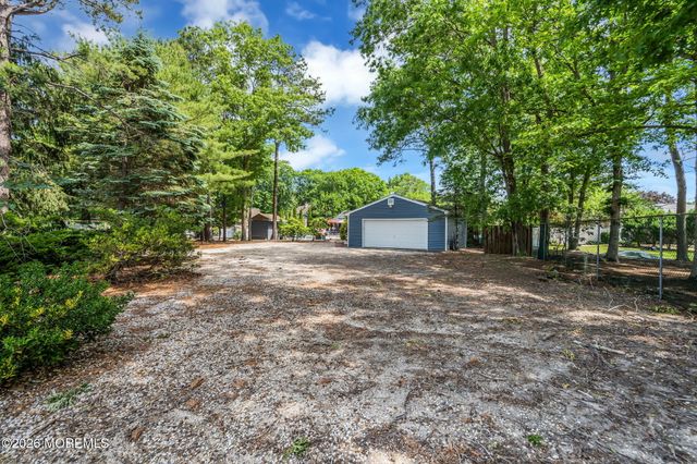 208 Quail Lane S, Lanoka Harbor, NJ 08734