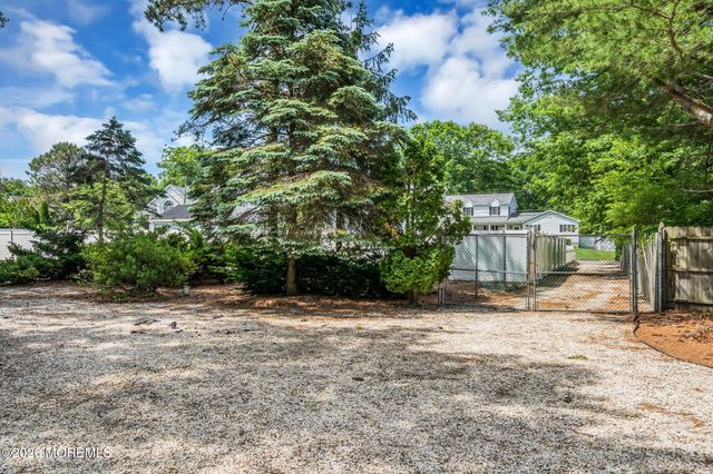 208 Quail Lane S, Lanoka Harbor, NJ 08734
